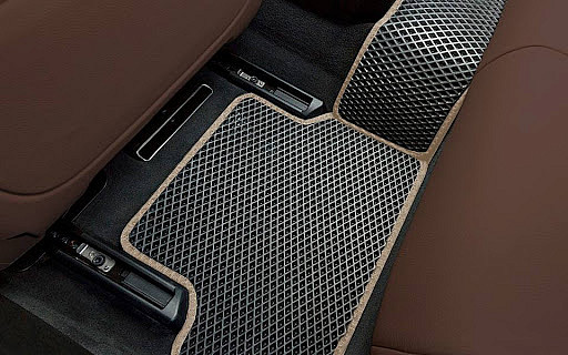 Идеи для подарков автолюбителю: полезные и практичные 