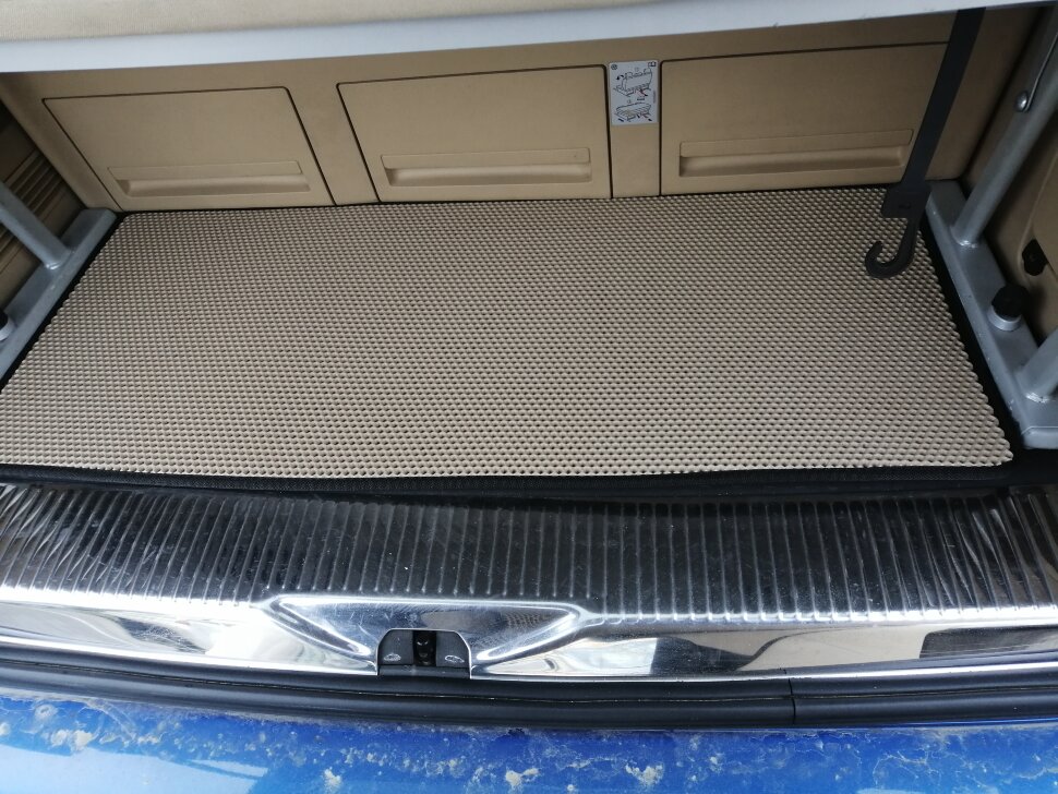 Автоковрики EVA для Volkswagen Multivan T5 под заказ (1-3 дня), доставка