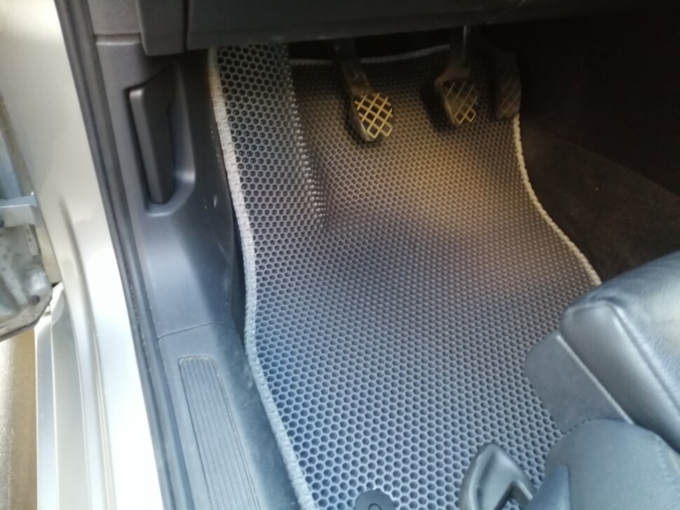 Автоковрики EVA для Volkswagen Passat B 8 2015-н.в. под заказ (1-3 дня), доставка