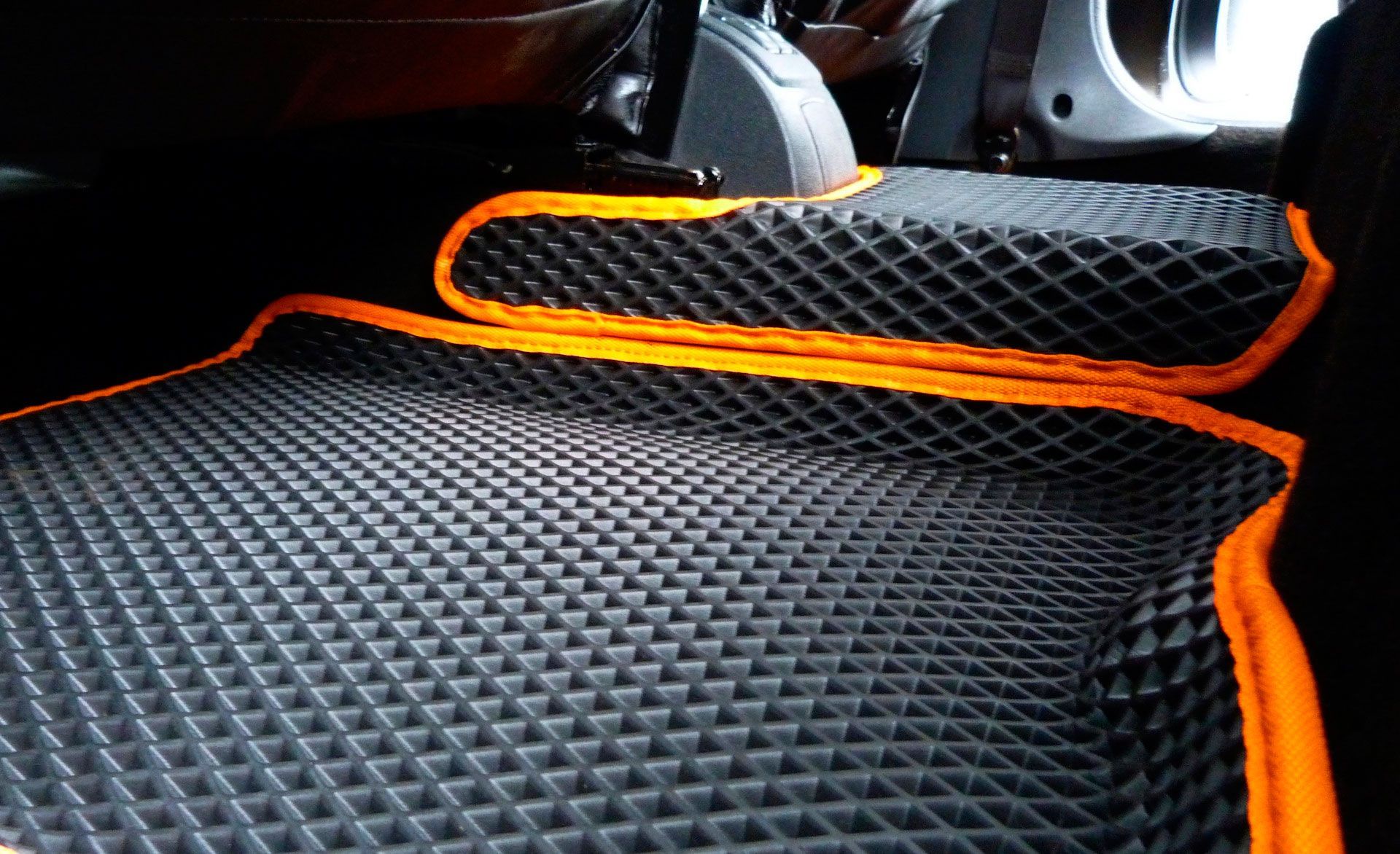 Советы по уходу за EVA-ковриками Peugeot